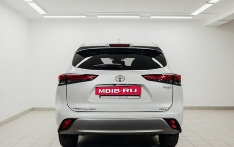 Toyota Highlander, 2026 год, 5 900 000 рублей, 4 фотография