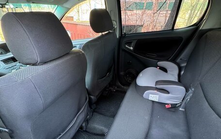 Toyota Vitz, 2001 год, 490 000 рублей, 8 фотография