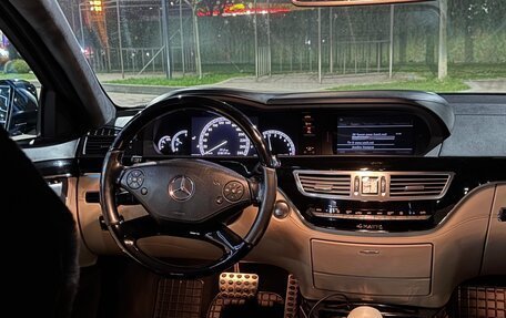Mercedes-Benz S-Класс, 2012 год, 2 000 000 рублей, 18 фотография