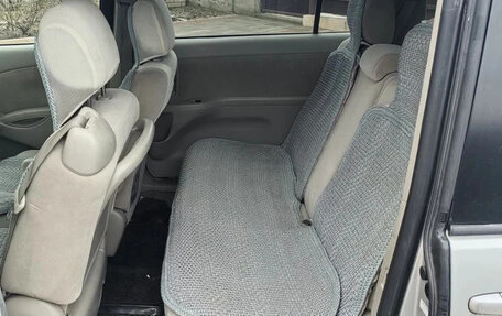 Toyota ISis I, 2010 год, 950 000 рублей, 5 фотография