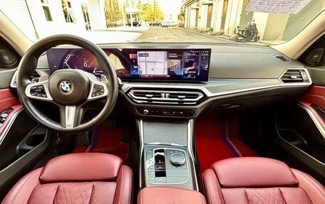 BMW 3 серия, 2023 год, 3 750 000 рублей, 10 фотография