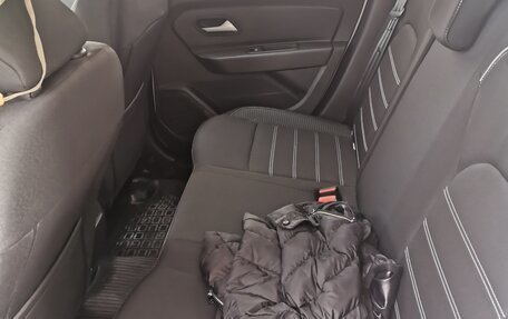 Dacia Duster II, 2023 год, 2 100 000 рублей, 8 фотография