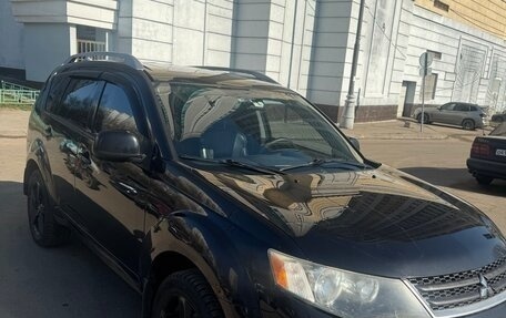 Mitsubishi Outlander III рестайлинг 3, 2008 год, 850 000 рублей, 8 фотография