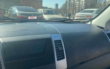 Mitsubishi Outlander III рестайлинг 3, 2008 год, 850 000 рублей, 26 фотография