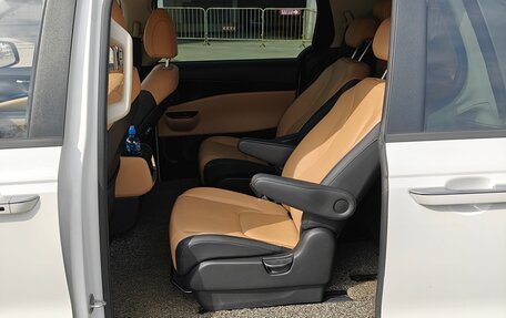 KIA Carnival, 2020 год, 3 990 000 рублей, 6 фотография