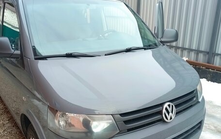 Volkswagen Caravelle T5, 2011 год, 1 900 000 рублей, 1 фотография