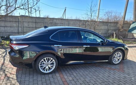 Toyota Camry, 2019 год, 3 800 000 рублей, 11 фотография