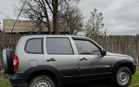 Chevrolet Niva I рестайлинг, 2013 год, 550 000 рублей, 4 фотография