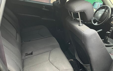 SsangYong Kyron I, 2011 год, 750 000 рублей, 16 фотография