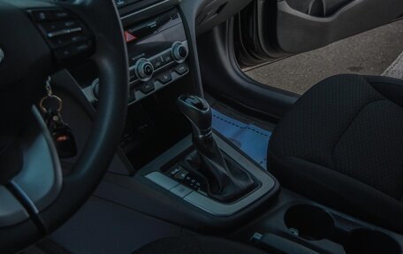 Hyundai Elantra VI рестайлинг, 2019 год, 1 349 000 рублей, 15 фотография