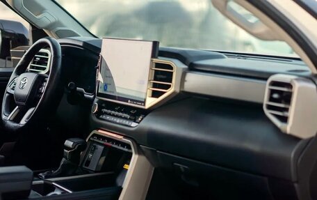 Toyota Tundra, 2023 год, 7 890 000 рублей, 7 фотография