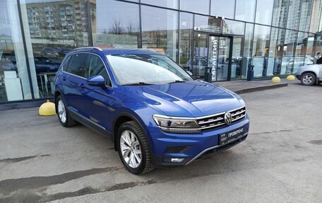 Volkswagen Tiguan II, 2018 год, 2 498 900 рублей, 3 фотография