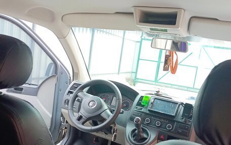 Volkswagen Caravelle T5, 2011 год, 1 900 000 рублей, 17 фотография