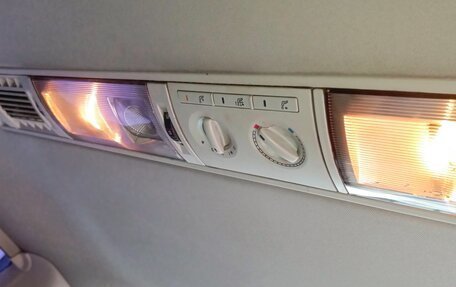 Volkswagen Caravelle T5, 2011 год, 1 900 000 рублей, 16 фотография