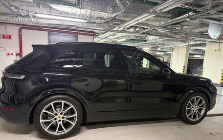 Porsche Cayenne III, 2024 год, 14 550 000 рублей, 8 фотография