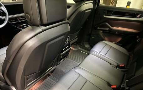 Porsche Cayenne III, 2024 год, 14 550 000 рублей, 11 фотография