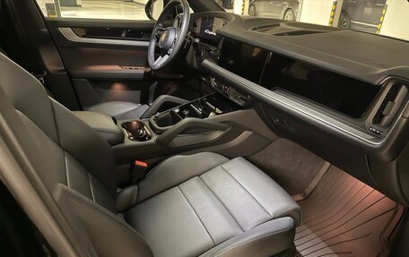 Porsche Cayenne III, 2024 год, 14 550 000 рублей, 14 фотография