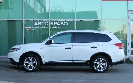 Mitsubishi Outlander III рестайлинг 3, 2017 год, 1 849 000 рублей, 13 фотография