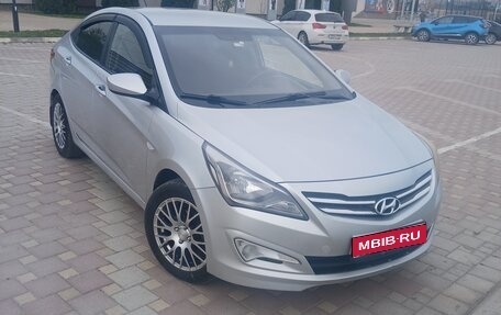 Hyundai Solaris II рестайлинг, 2016 год, 800 000 рублей, 1 фотография