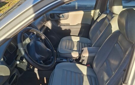 Hyundai Santa Fe III рестайлинг, 2004 год, 400 000 рублей, 2 фотография