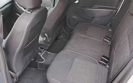 Renault Logan II, 2016 год, 450 000 рублей, 11 фотография