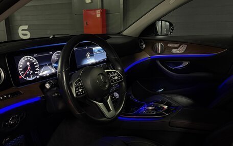 Mercedes-Benz E-Класс, 2020 год, 4 550 000 рублей, 4 фотография