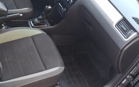 Skoda Rapid I, 2017 год, 1 250 000 рублей, 9 фотография