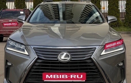 Lexus RX IV рестайлинг, 2017 год, 4 200 000 рублей, 2 фотография