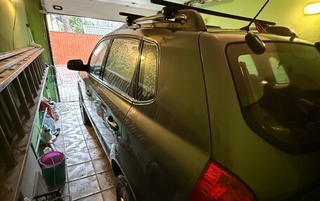 Hyundai Tucson III, 2008 год, 1 000 000 рублей, 5 фотография