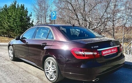 Mercedes-Benz E-Класс, 2012 год, 2 300 000 рублей, 6 фотография