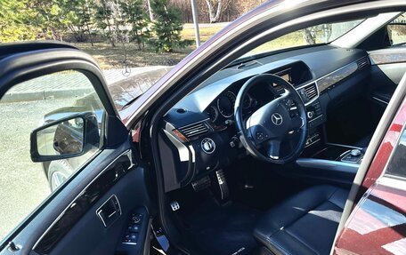 Mercedes-Benz E-Класс, 2012 год, 2 300 000 рублей, 9 фотография