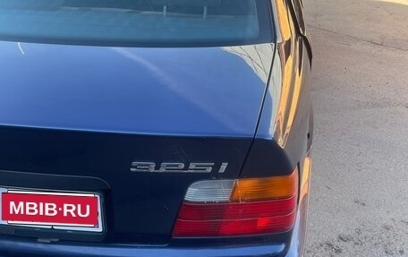 BMW 3 серия, 1993 год, 1 100 000 рублей, 14 фотография