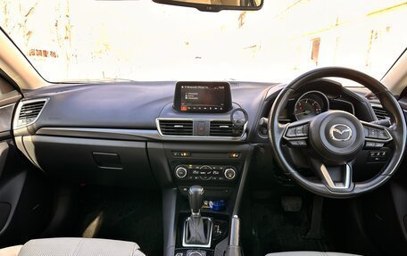 Mazda Axela, 2016 год, 1 700 000 рублей, 10 фотография