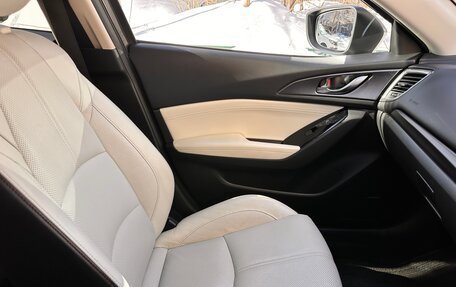 Mazda Axela, 2016 год, 1 700 000 рублей, 15 фотография