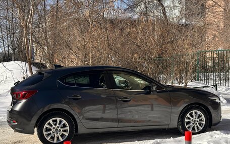 Mazda Axela, 2016 год, 1 700 000 рублей, 22 фотография