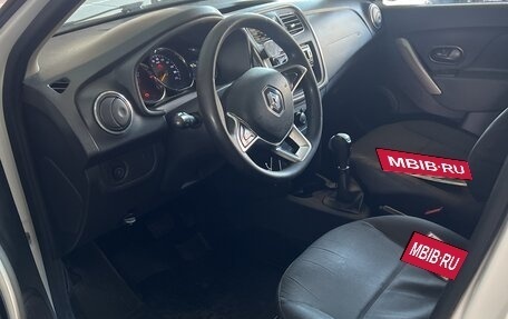 Renault Logan II, 2020 год, 850 000 рублей, 9 фотография