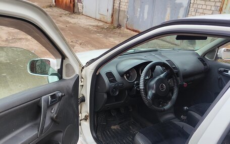 Volkswagen Polo III рестайлинг, 2001 год, 170 000 рублей, 8 фотография