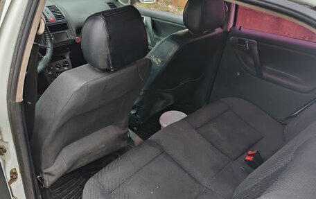 Volkswagen Polo III рестайлинг, 2001 год, 170 000 рублей, 9 фотография