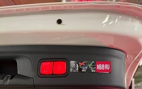 Mercedes-Benz GLE, 2025 год, 12 300 000 рублей, 17 фотография