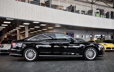 Audi A8, 2018 год, 4 600 000 рублей, 4 фотография