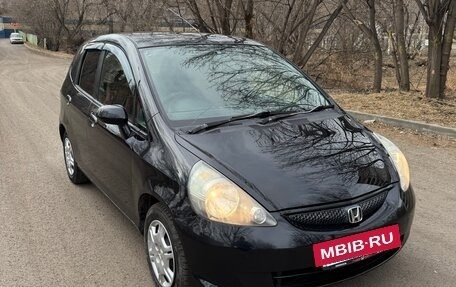 Honda Fit III, 2001 год, 380 000 рублей, 2 фотография