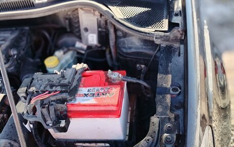 Volkswagen Polo VI (EU Market), 2011 год, 600 000 рублей, 18 фотография