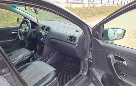 Volkswagen Polo VI (EU Market), 2012 год, 525 000 рублей, 10 фотография