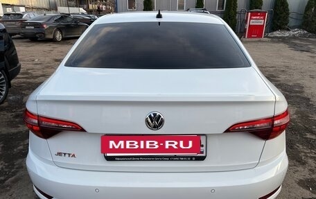 Volkswagen Jetta VII, 2020 год, 1 640 000 рублей, 2 фотография