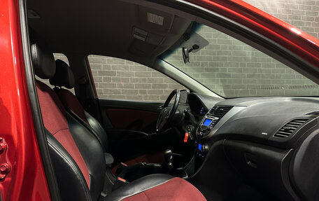 Hyundai Solaris II рестайлинг, 2011 год, 670 000 рублей, 8 фотография