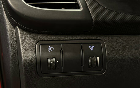 Hyundai Solaris II рестайлинг, 2011 год, 670 000 рублей, 13 фотография