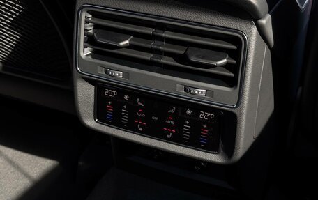 Audi Q8 I, 2025 год, 17 500 000 рублей, 26 фотография