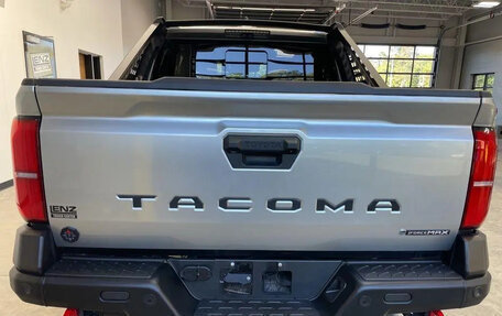 Toyota Tacoma, 2025 год, 8 300 000 рублей, 3 фотография