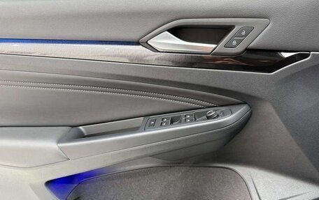 Volkswagen Golf VIII, 2022 год, 1 470 000 рублей, 14 фотография