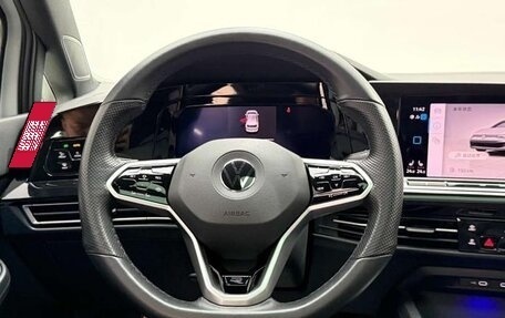 Volkswagen Golf VIII, 2022 год, 1 470 000 рублей, 10 фотография